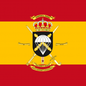 Bandera España con escudo Brigada Paracaidista